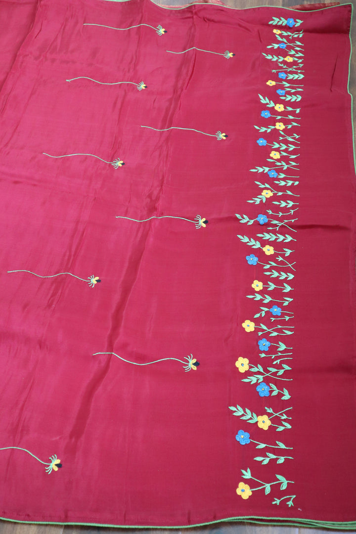 Hand-embroidered sarees online in USA  |Uppada Silk
