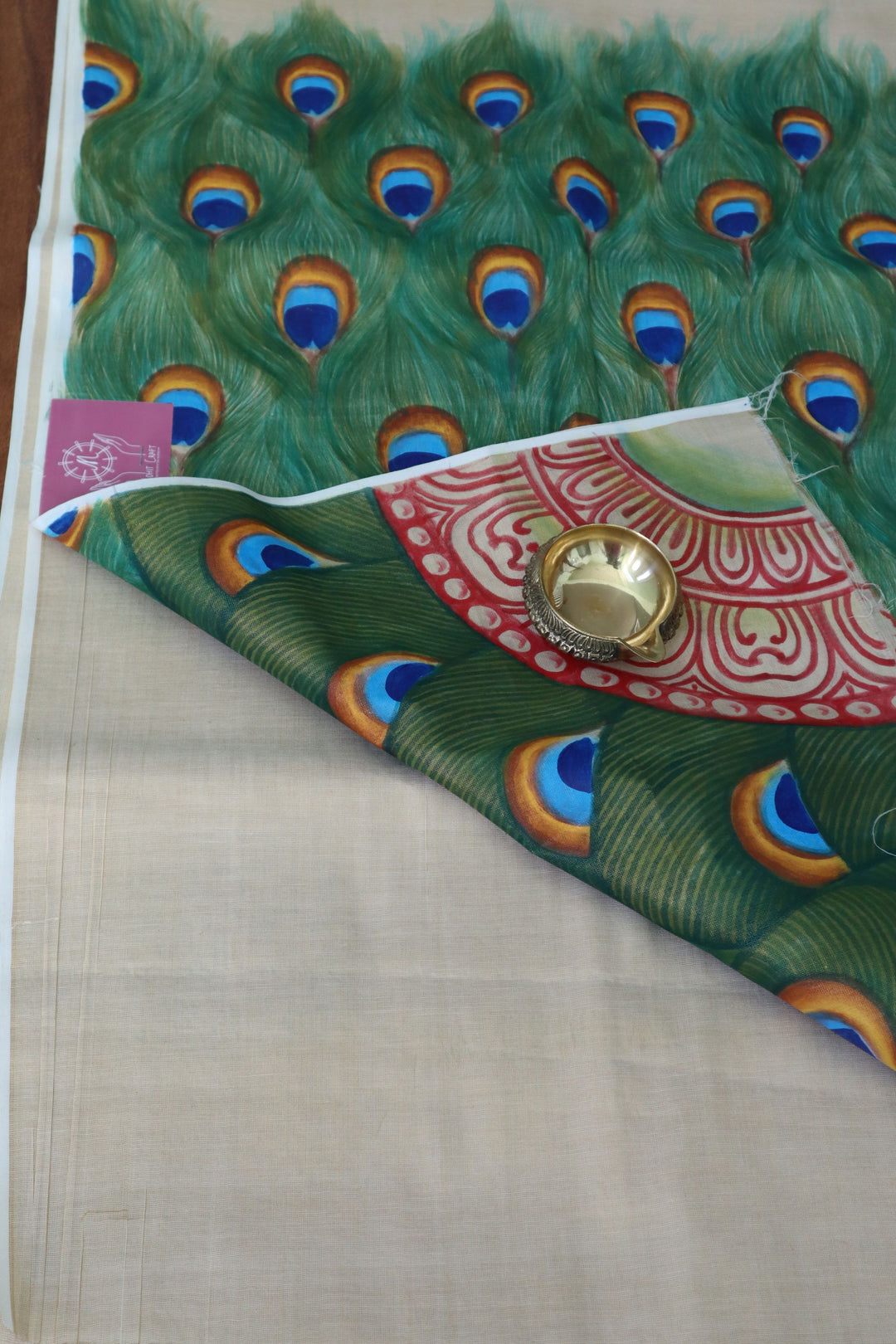 Traditional Kerala Sarees online in the USA |Mural Painted Kerala Saree