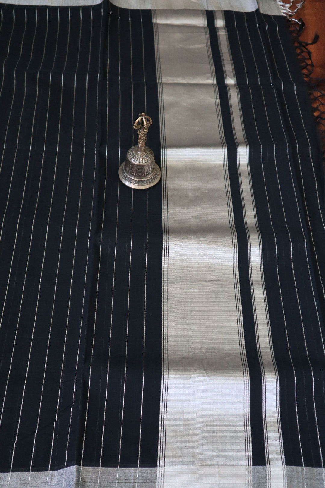 Traditional Kerala Sarees online in USA | Balaramapuram Kasavu Saree