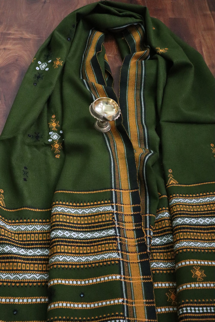 Indian Clothing in USA | Handwoven Cotton Bhujodi shawls