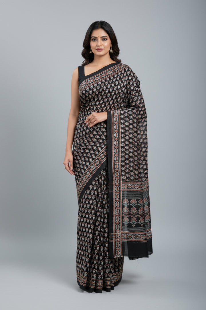 Handwoven sarees online in the USA |  Traditional Indian wear for women