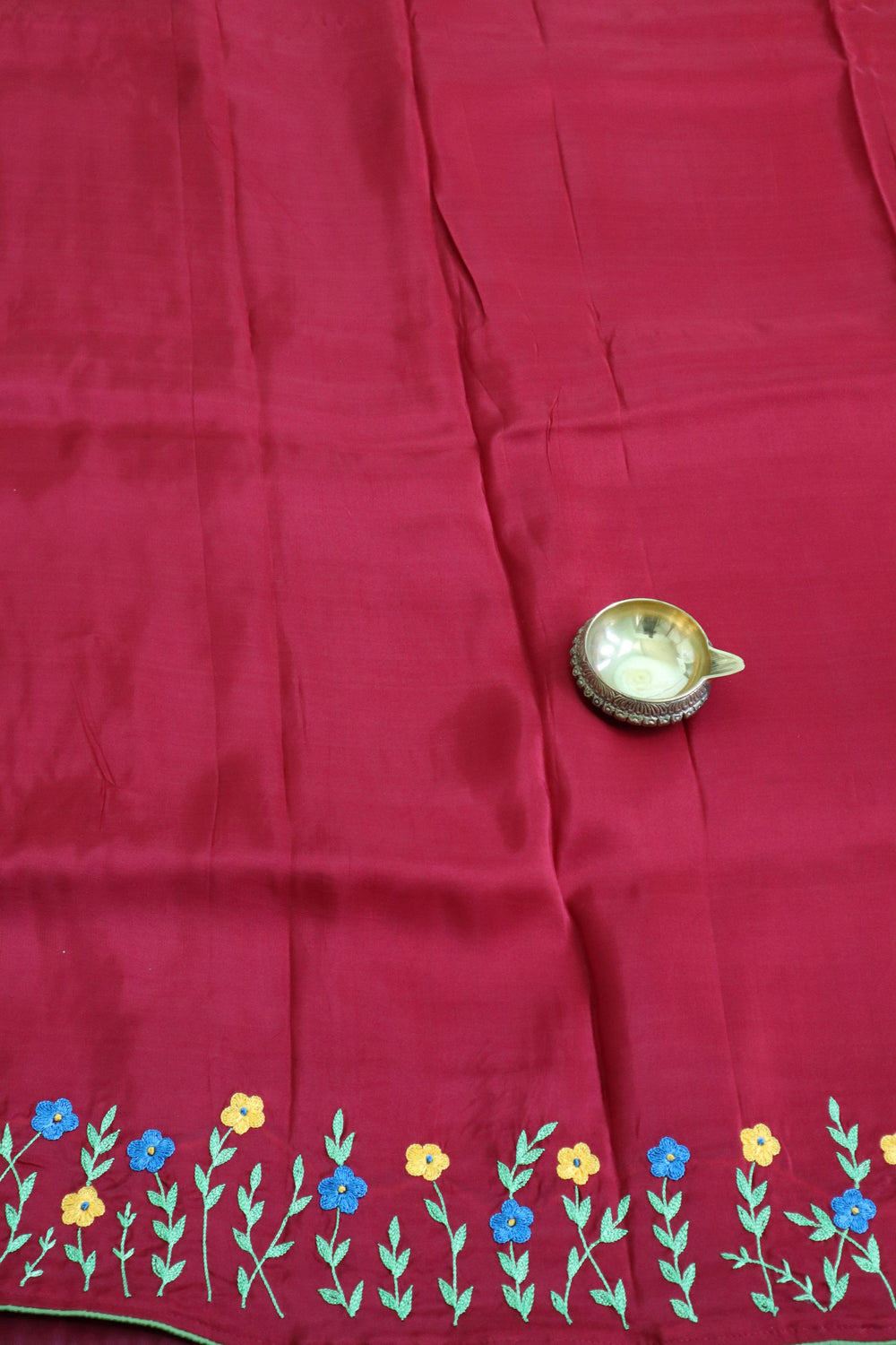  Hand-embroidered sarees online in USA  |Uppada Silk