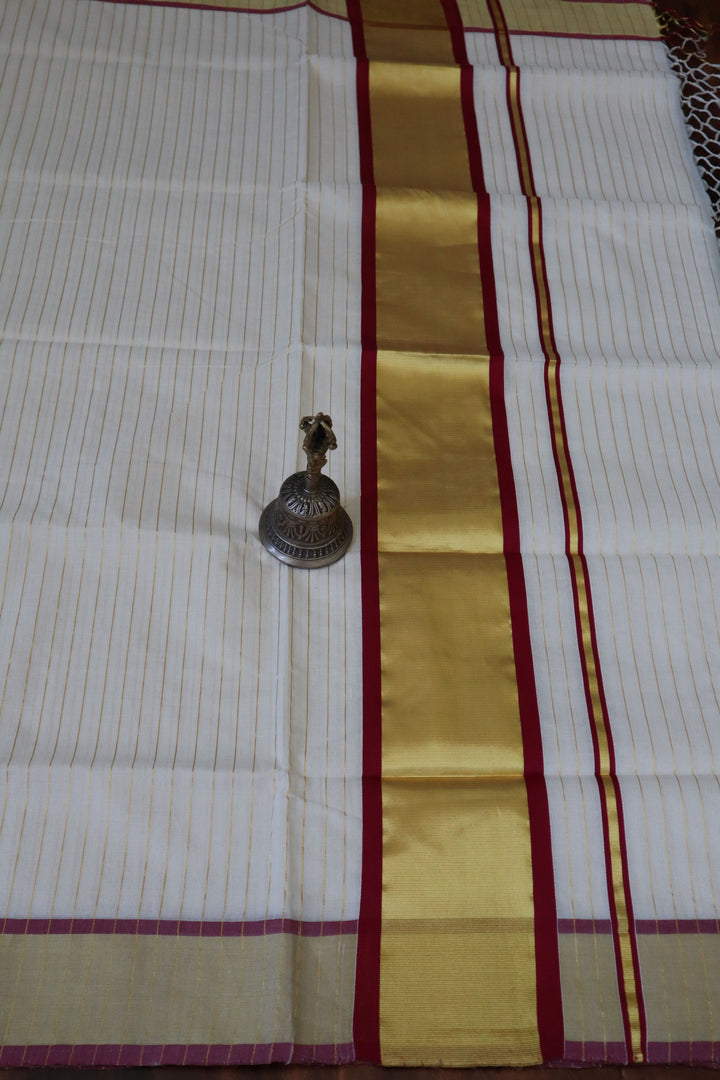 Indian Ethnic Wear Online in USA | Balaramapuram Kasavu Saree