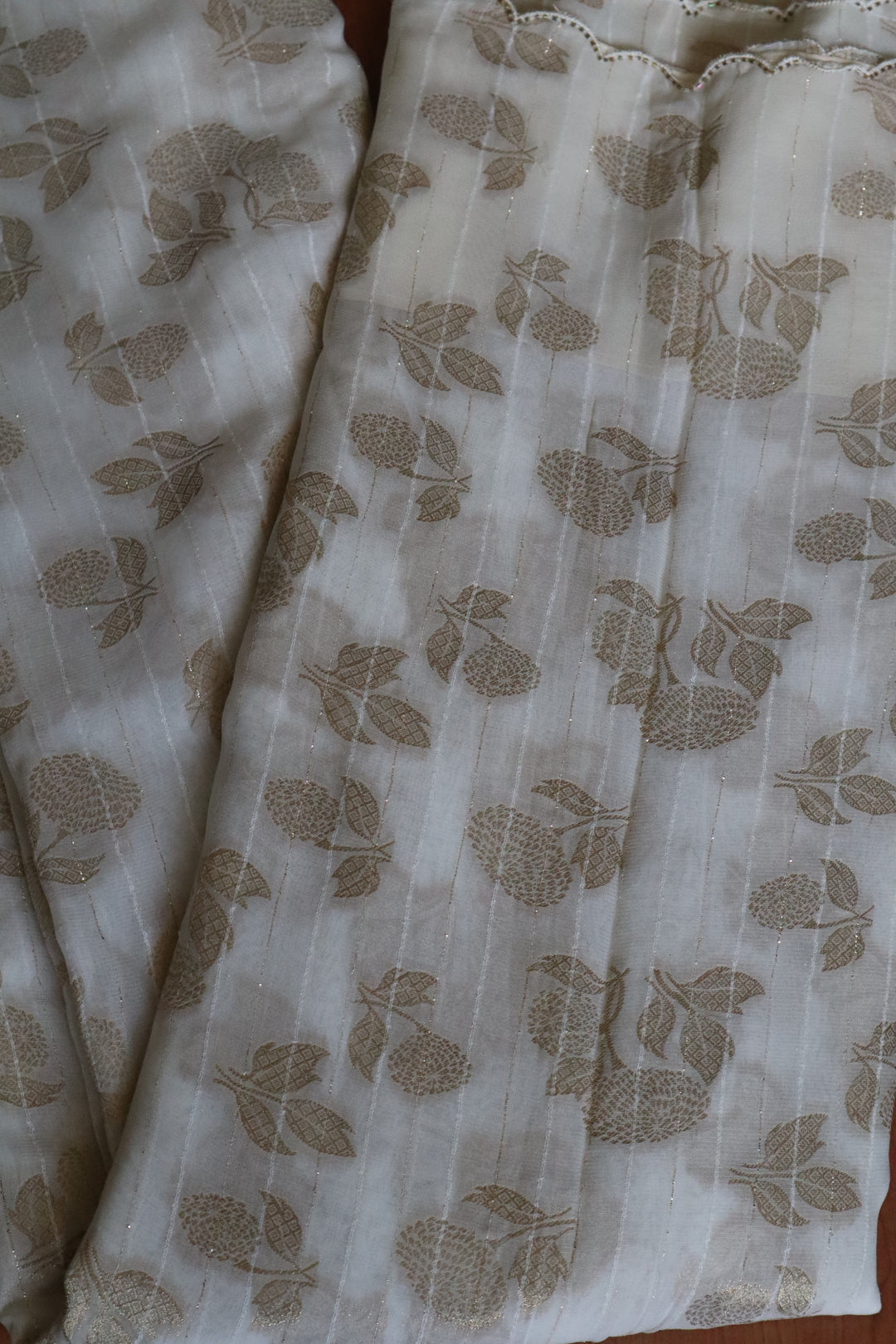 BEAD Scalloped Saree