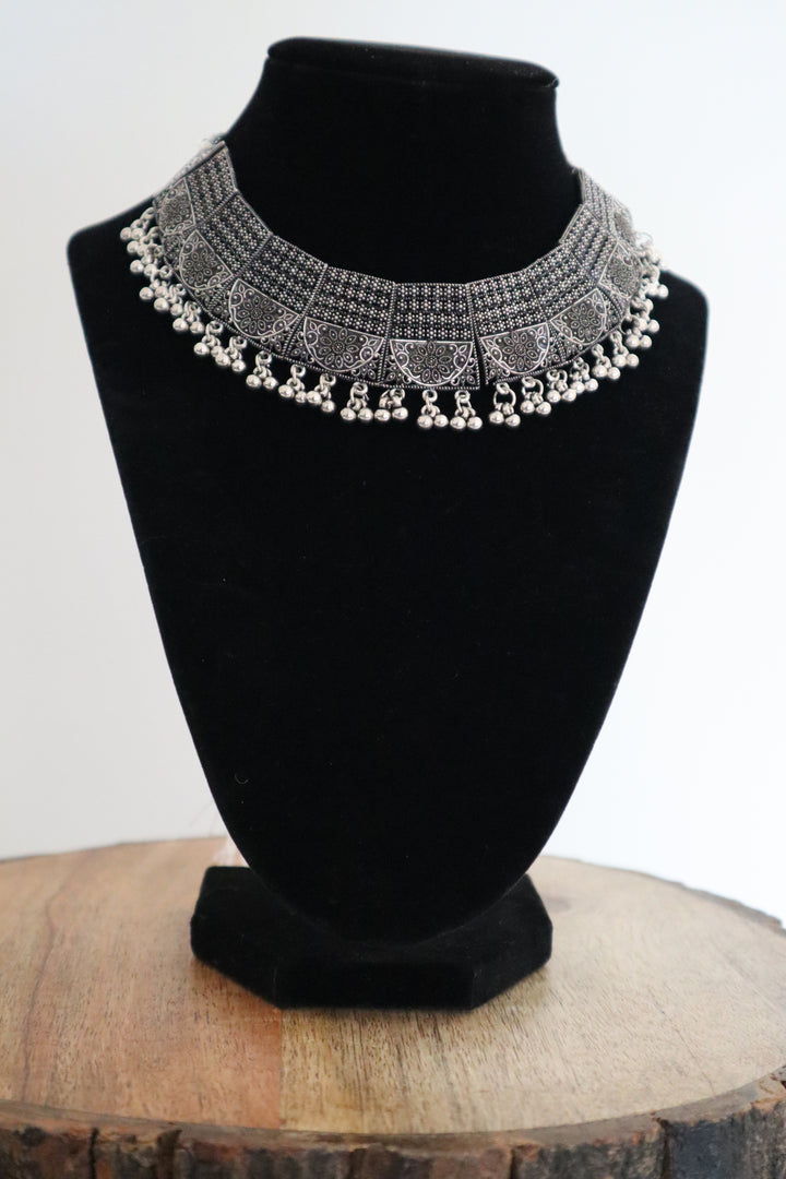 Oxidized Silver NA Choker Necklace Set