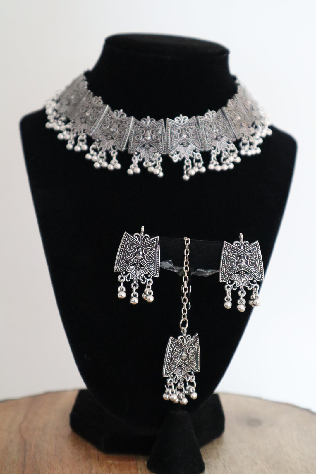 Oxidized Silver NA Choker Necklace Set