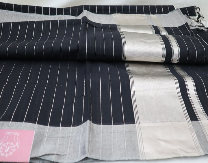 Balaramapuram Kasavu Saree in Black