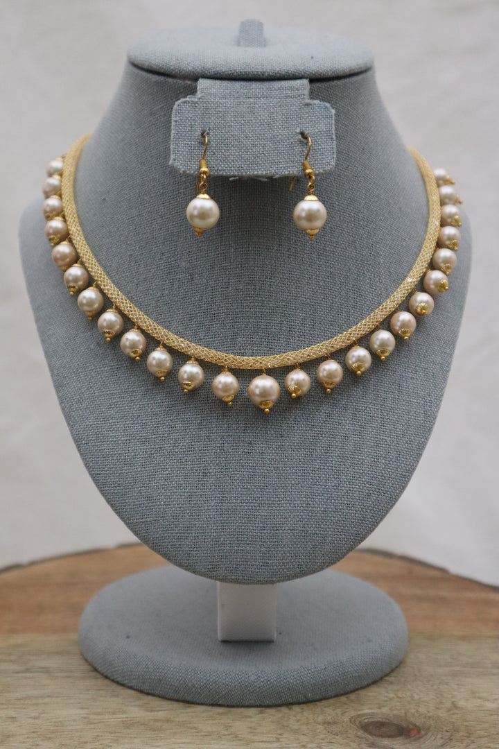 Indian jewelry and accessories in the USA | Golden Pearl Jewelry Set