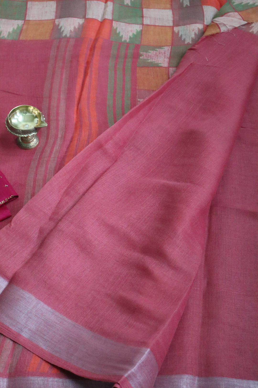 Traditional Indian Wear for Women in USA |Mercury Linen Saree