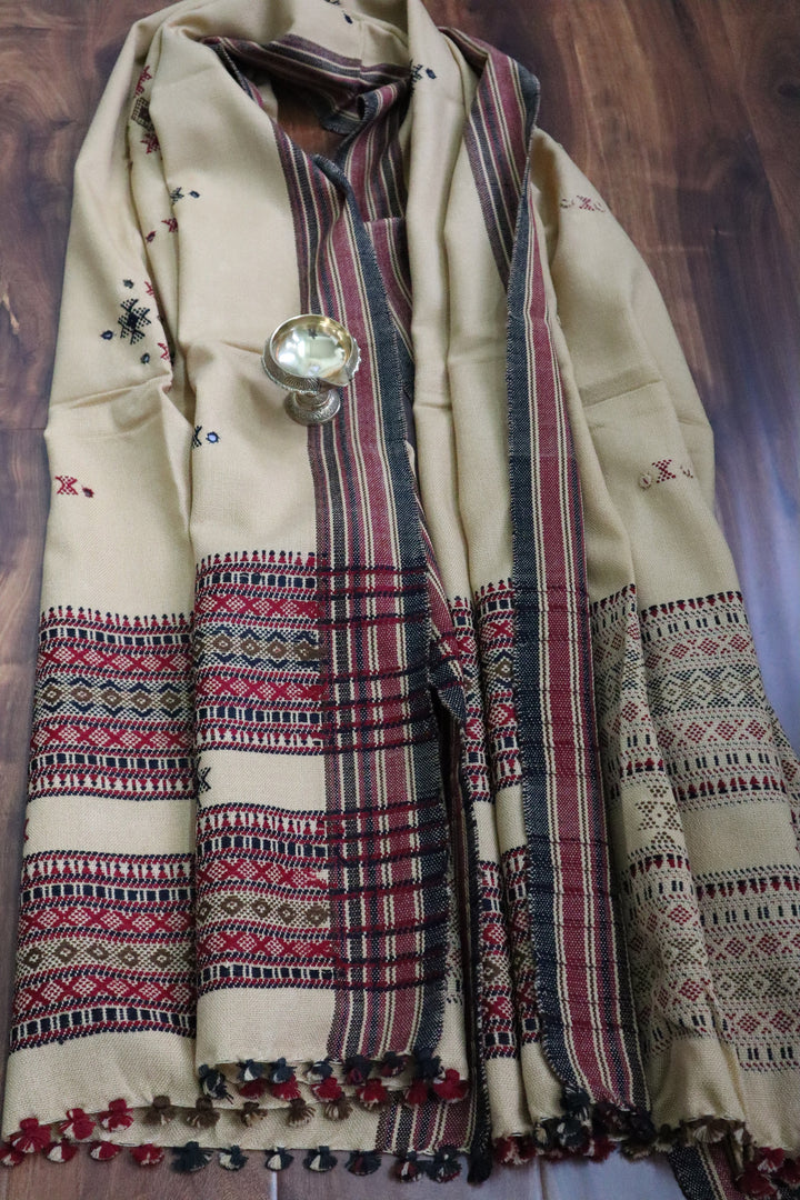 Handwoven Cotton Bhujodi shawls