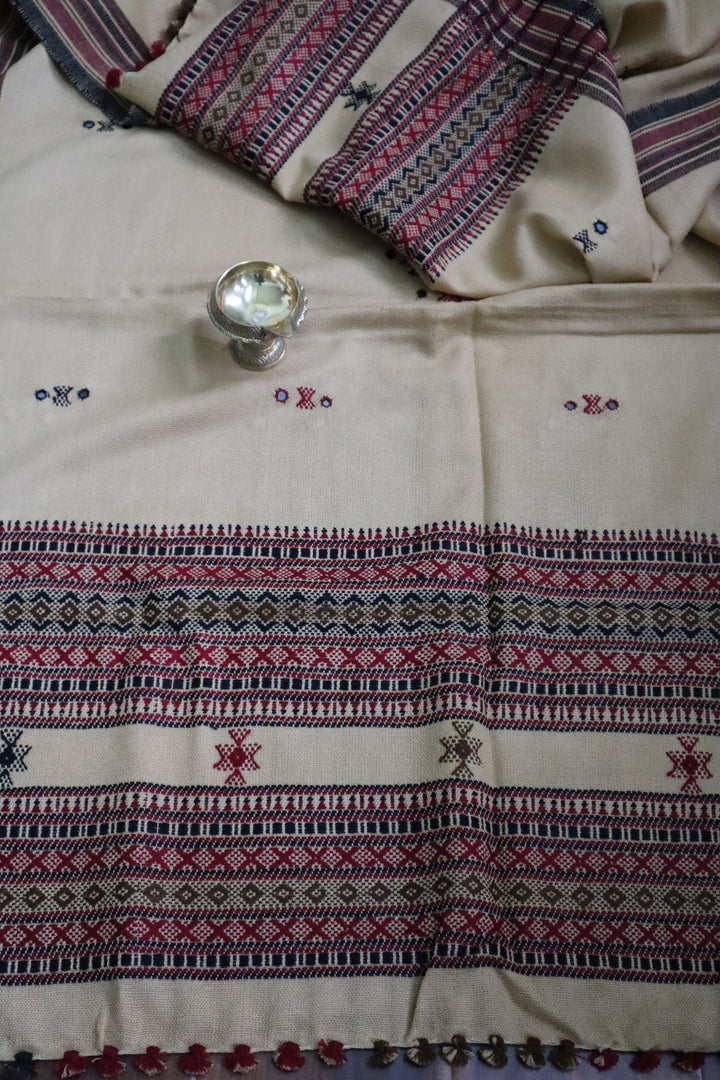 Handwoven Cotton Bhujodi shawls