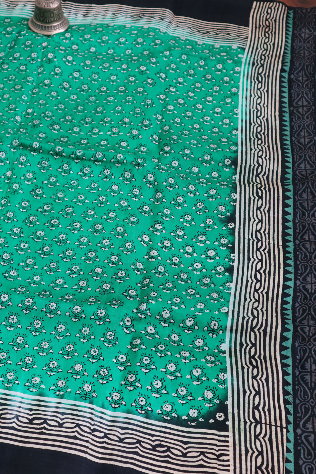 Handwoven Sarees Online in USA |Soft Silk Saree