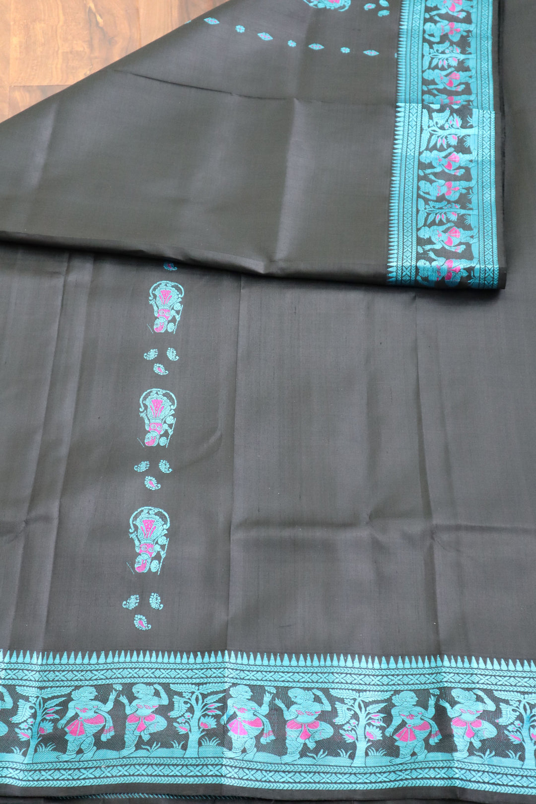 Cotton Silk Sarees Online in USA| Baluchari Silk Saree