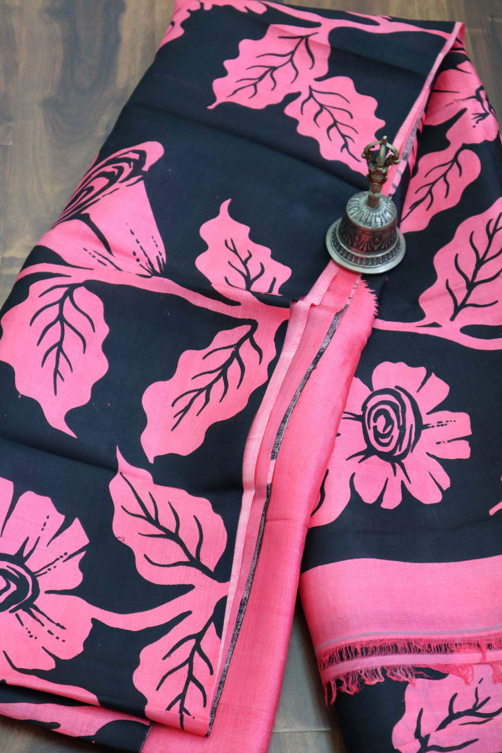 Traditional Indian Wear for Women in USA | Bishnupuri Silk Saree